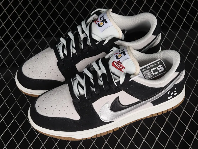 All categories Nk SB Dunk series Nk SB Dunk Low low-top sneakers Nk SB Dunk Low "85" black and white double hook SB low-top sports and leisure sneakers DO9457-128